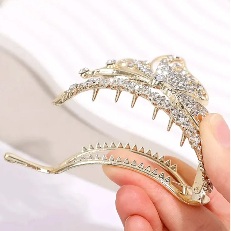 گیره مو زنانه مدل لوکس مجلسی طرح پروانه نگین دار