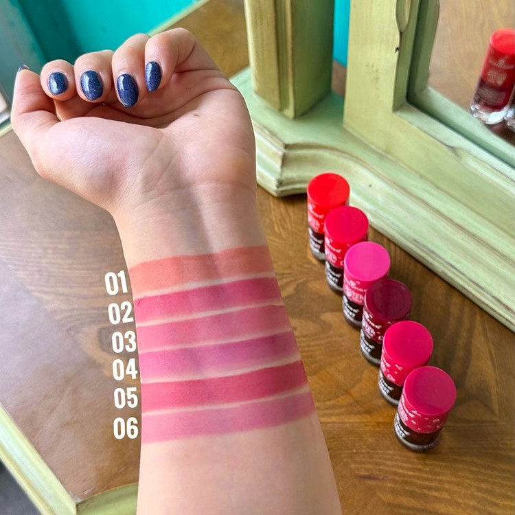 تینت لب اسنس