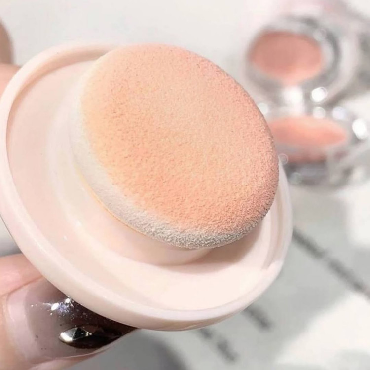 رژگونه پددار مخملی بیلیون بیوتی