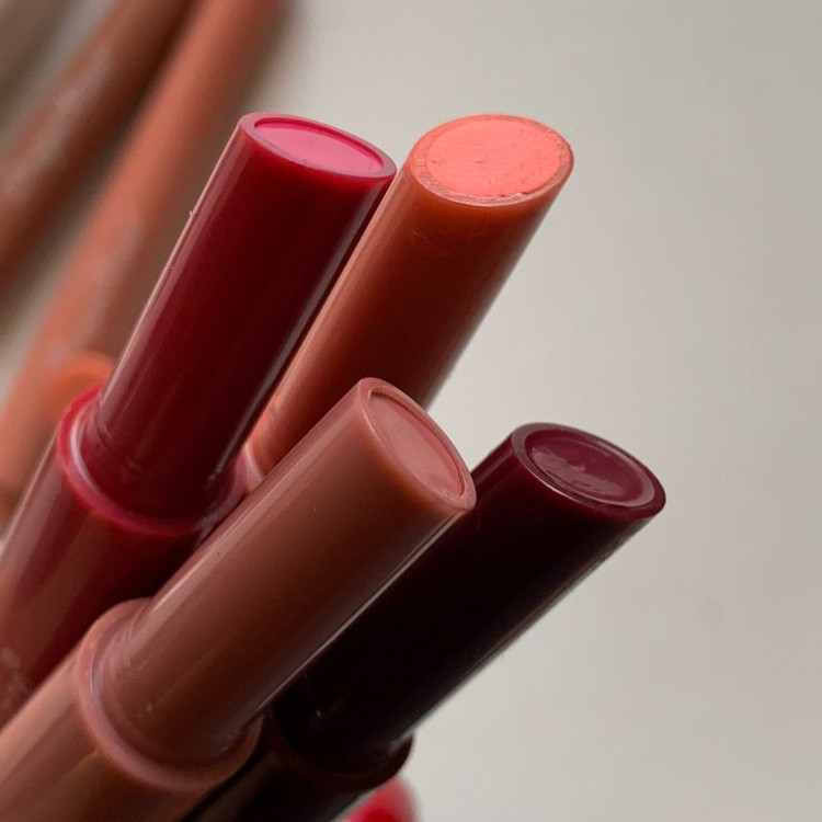 لیپ پلامپر خودکاری دراگون در 12 رنگ