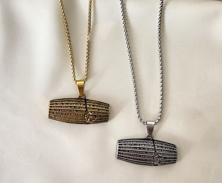 گردنبند منشور کوروش