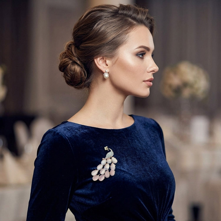 سنجاق سینه مجلسی طرح طاووس